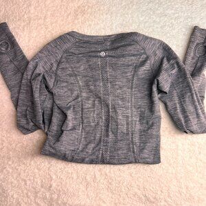 Lululemon Swiftly Tech Long Sleeve Crew  EUC